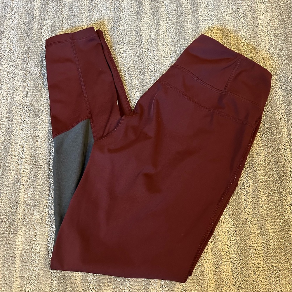 Mountain Hardwear Maroon and Gray Leggings - Picture 1 of 4